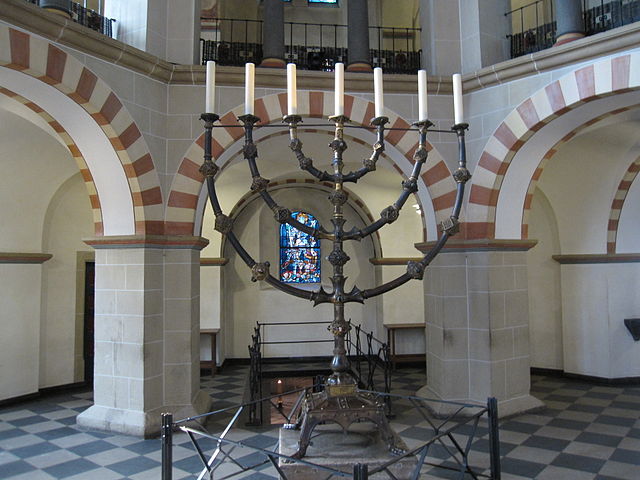 Large candelabrum in Essen Minster